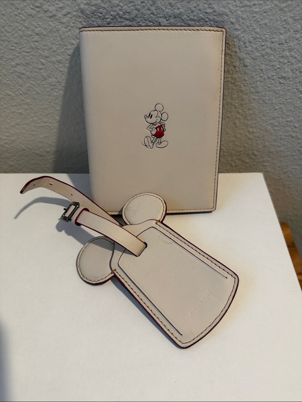 Coach Mickey Passport Holder & Luggage Tag - Cream